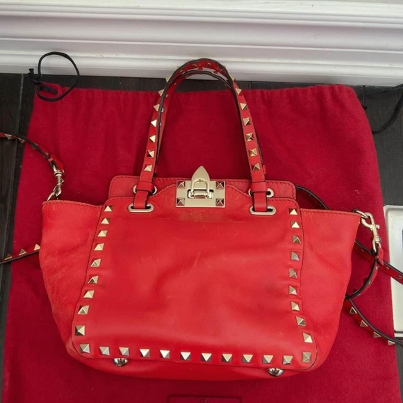 Authentic 💯 Valentino Rockstud Bag 💼 - Picture 1 of 17